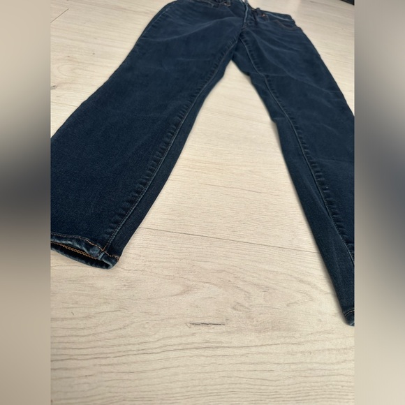 Express Curvy Skinny High Rise jeans - Picture 2 of 5